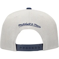 Men's Mitchell & Ness Gray Boston Red Sox Knock Out Panel Snapback Hat