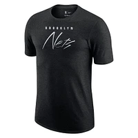 T-shirt Nike Brooklyn Nets Courtside Versus Flight Max90 pour homme, noir chiné