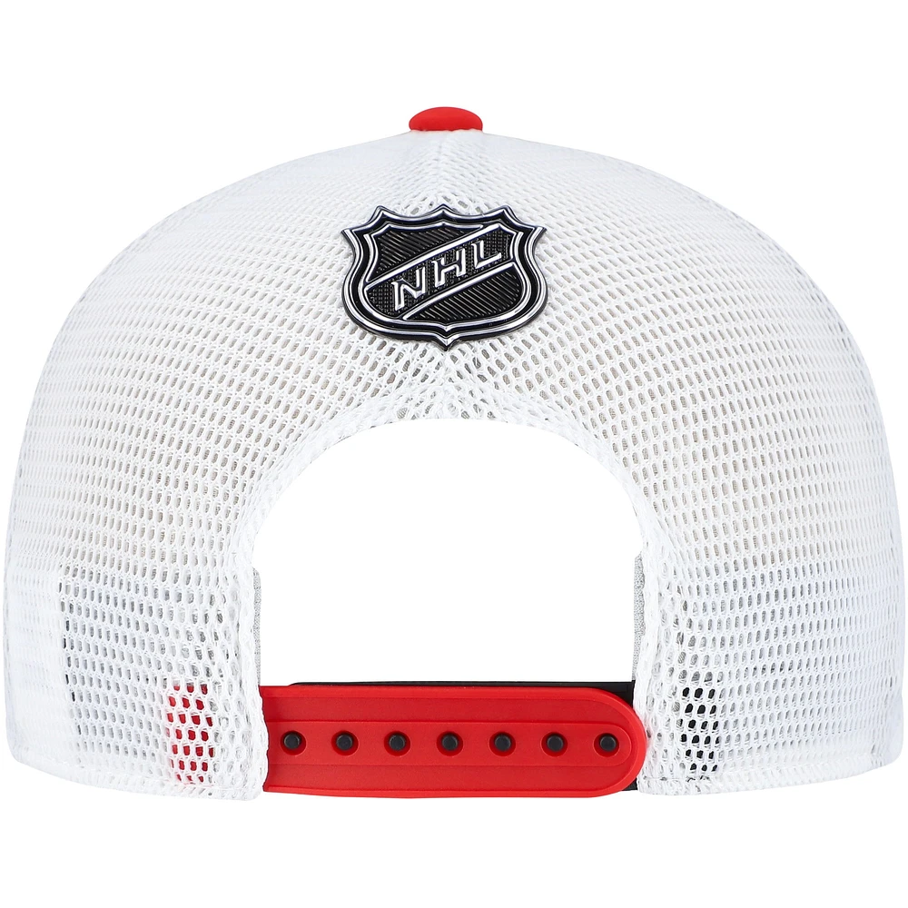 Casquette ajustable Fanatics noire/blanche pour homme Calgary Flames Authentic Pro Rink Alternate Trucker