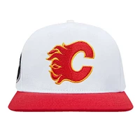 Men's Pro Standard White/Red Calgary Flames Two-Tone Classic Snapback Hat