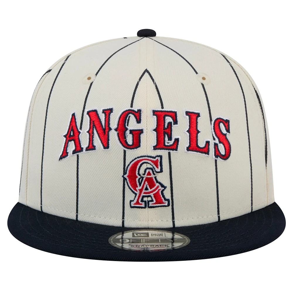 Casquette Snapback à rayures blanches 9FIFTY des California Angels de New Era pour homme