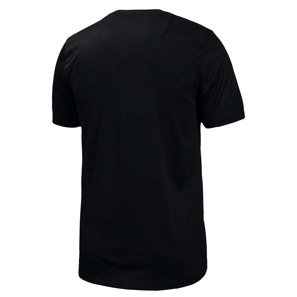 Men's Nike  Black Canada Basketball Legend T-Shirt