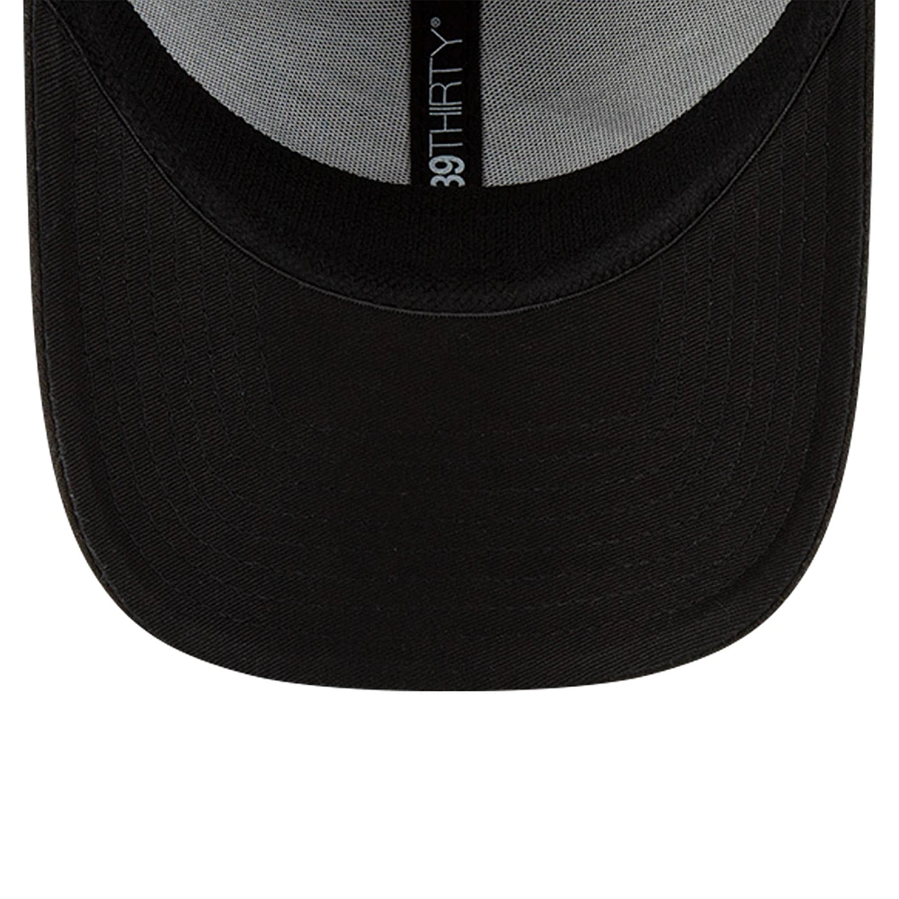 Men's New Era Black Carolina Panthers Classic 39THIRTY Flex Hat