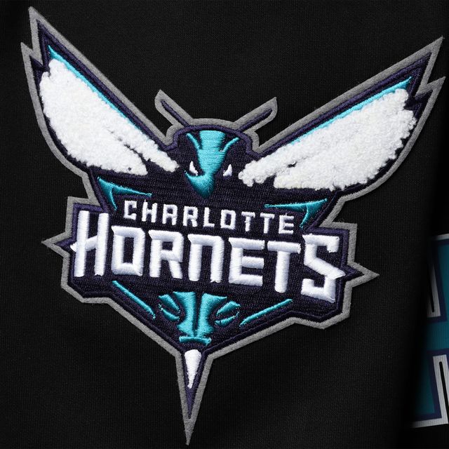 Short d'équipe Pro Standard noir Charlotte Hornets en chenille pour homme