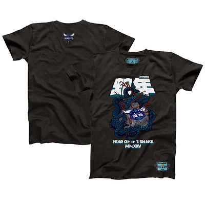 T-shirt unisexe NBALab x Hyperfly Heather Black Charlotte Hornets de la collection Année du serpent Nouvel An lunaire