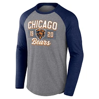 Men's Fanatics  Heather Gray Chicago Bears Weekend Casual Raglan Long Sleeve T-Shirt