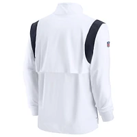 Men's Nike White Chicago Bears Sideline Coach Chevron Lockup Quarter-Zip Long Sleeve Top