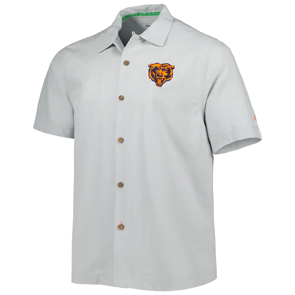 Chemise boutonnée pour homme Tommy Bahama Gray Chicago Bears Coconut Point Frondly Fan Camp IslandZone