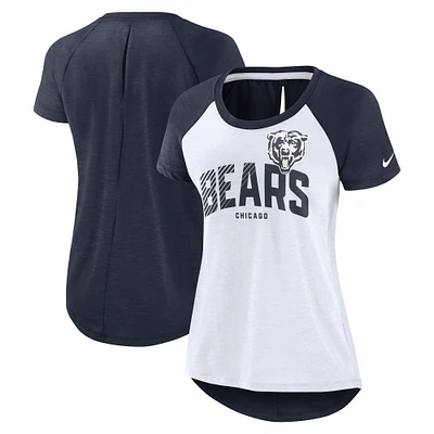 T-shirt léger à la mode Nike pour femmes, blanc/heather écarlate, Chicago Bears, fente arrière