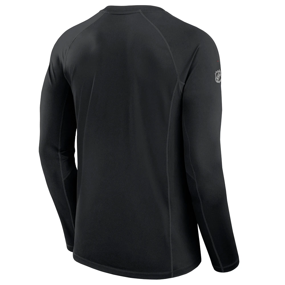 Men's Fanatics  Black Chicago Blackhawks Authentic Pro Rink Tech Long Sleeve T-Shirt