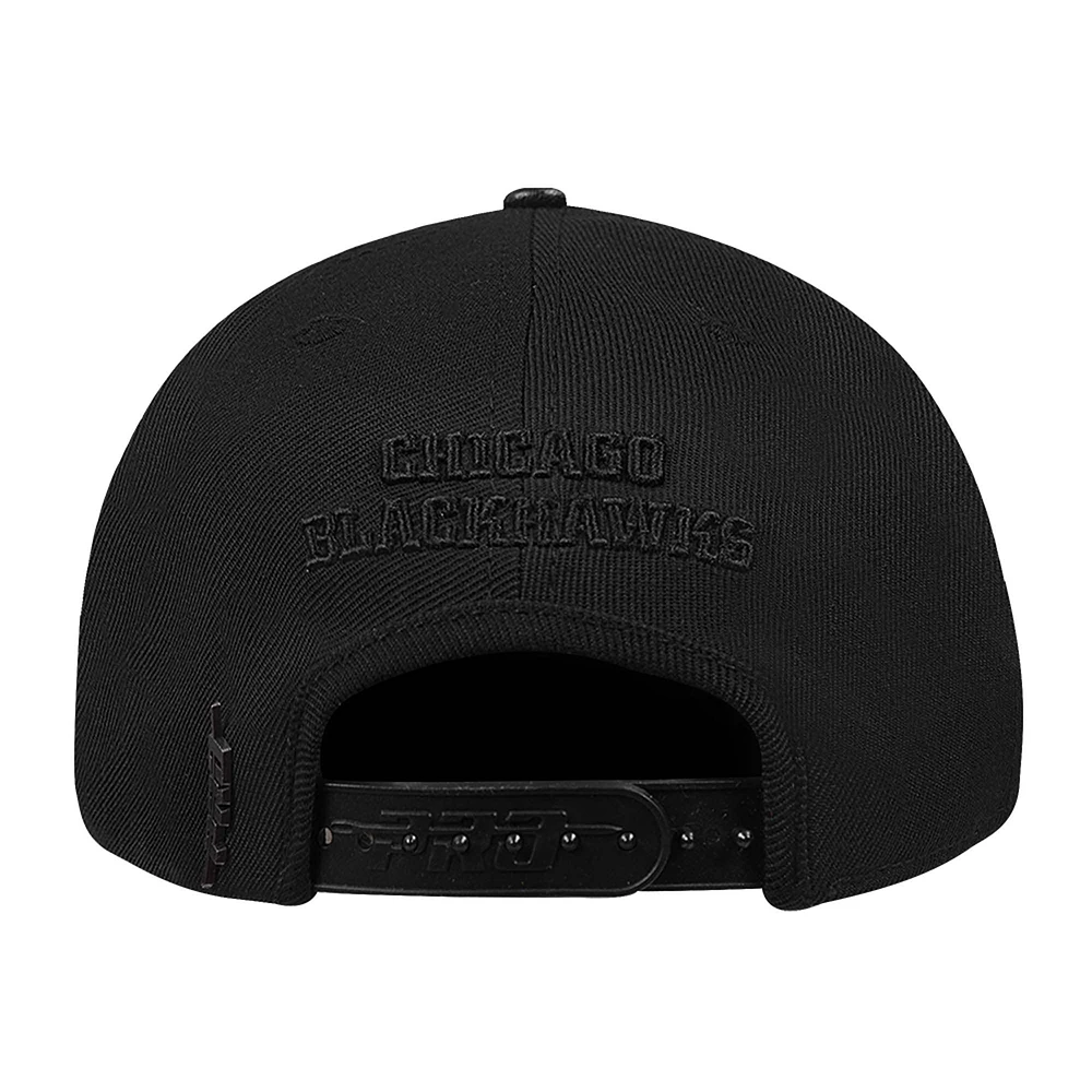 Men's Pro Standard Black Chicago Blackhawks Classic Tonal Snapback Hat