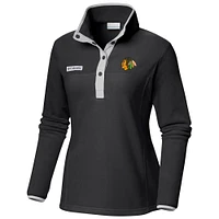 Women's Columbia Black Chicago Blackhawks Benton Springs Half-Snap Jacket