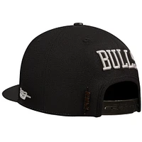 Men's Pro Standard  Cream Chicago Bulls French Terry Snapback Hat