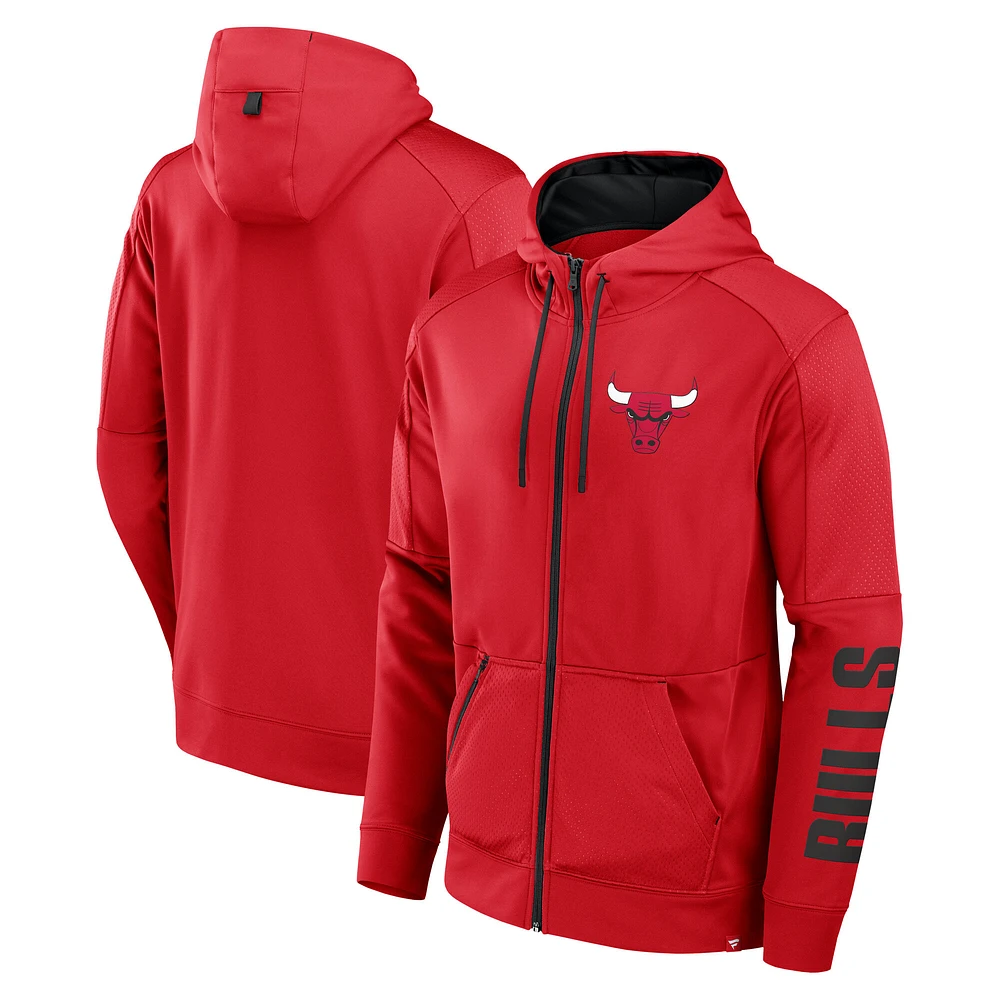 Men's Fanatics Red Chicago Bulls Baller Defender Performance Full-Zip Hoodie