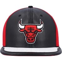 Men's Mitchell & Ness Black/ Chicago Bulls Day One Snapback Hat