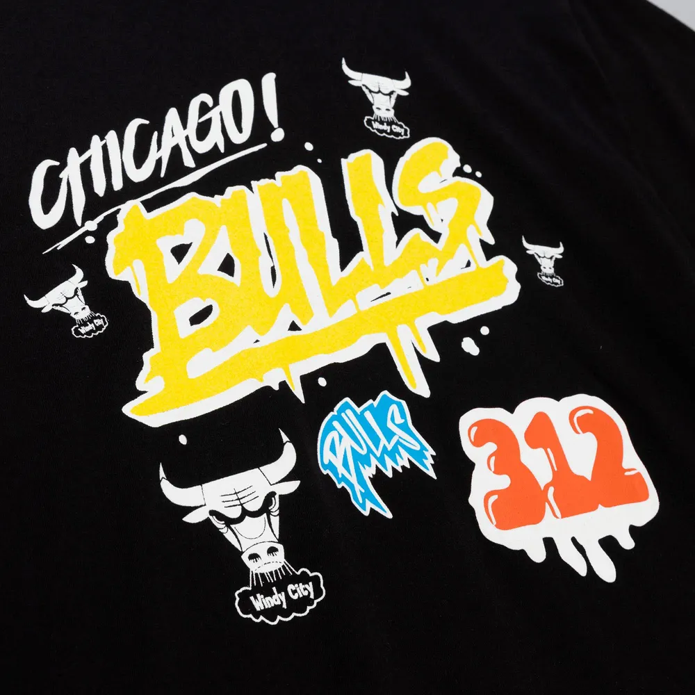 Men's Mitchell & Ness Black Chicago Bulls Hardwood Classics Slap Sticker - T-Shirt