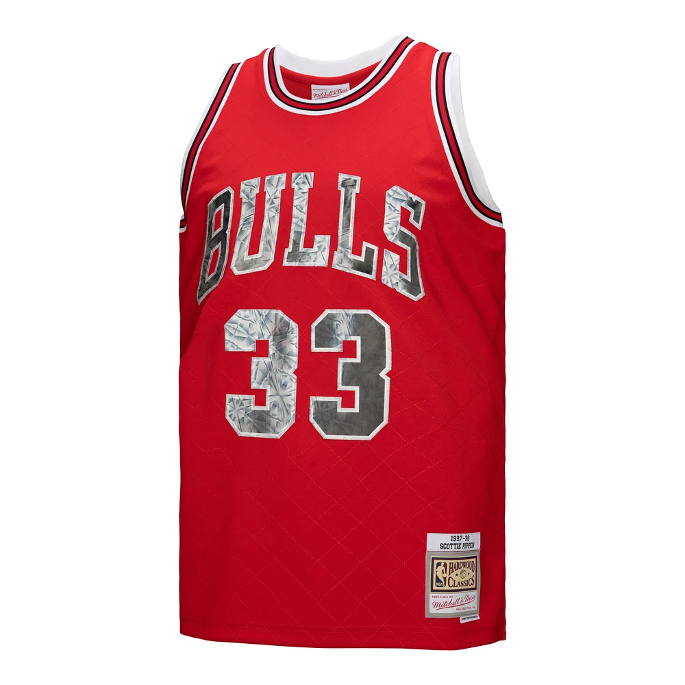 Men's Mitchell & Ness Scottie Pippen Red Chicago Bulls 1997/98 Hardwood Classics 75th Anniversary Diamond Swingman - Jersey