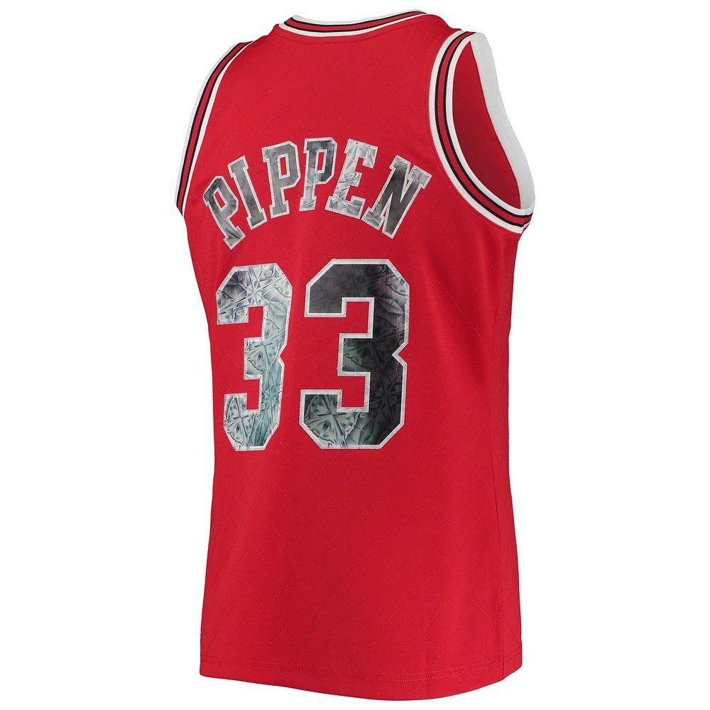 Men's Mitchell & Ness Scottie Pippen Red Chicago Bulls 1997/98 Hardwood Classics NBA 75th Anniversary Diamond Swingman Jersey