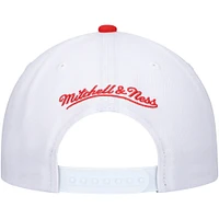Men's Mitchell & Ness White/Red Chicago Bulls Hardwood Classics Core 2-Tone 2.0 Pro Snapback Hat