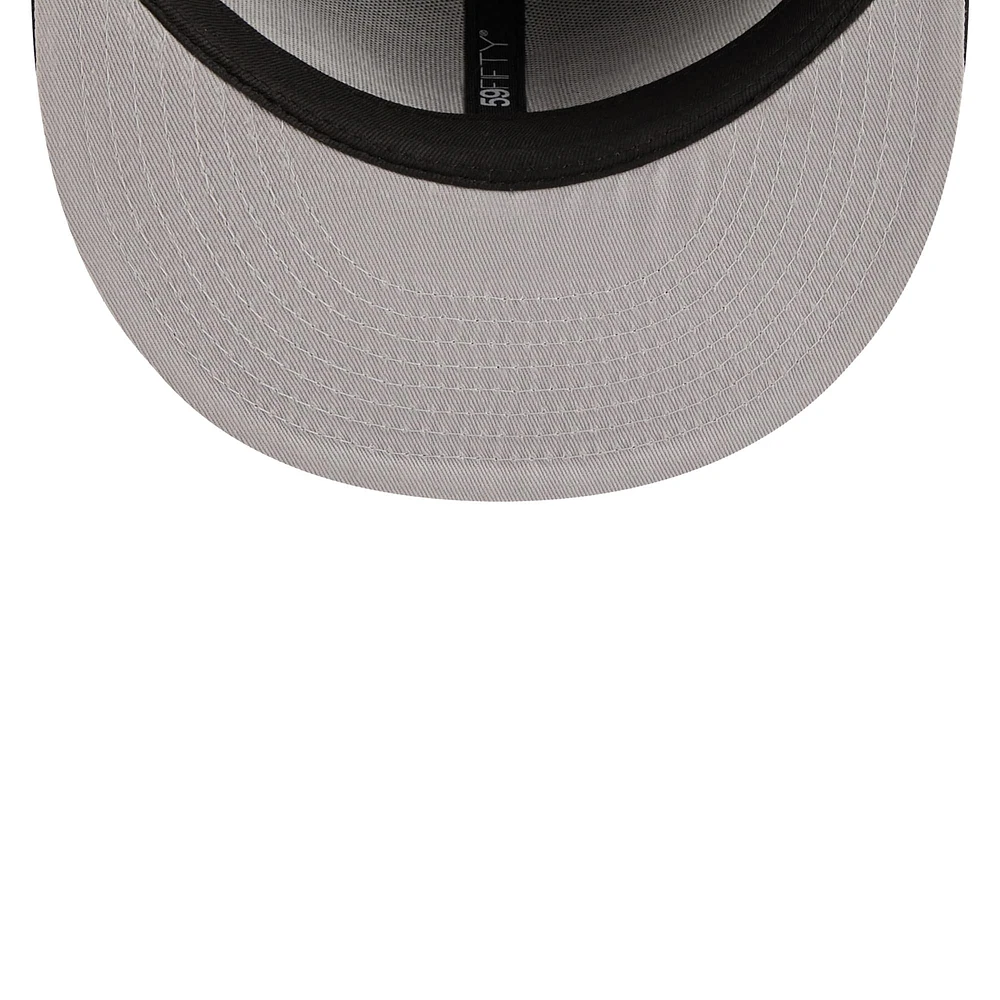 Men's New Era  Black Chicago Bulls 59FIFTY Fitted Hat