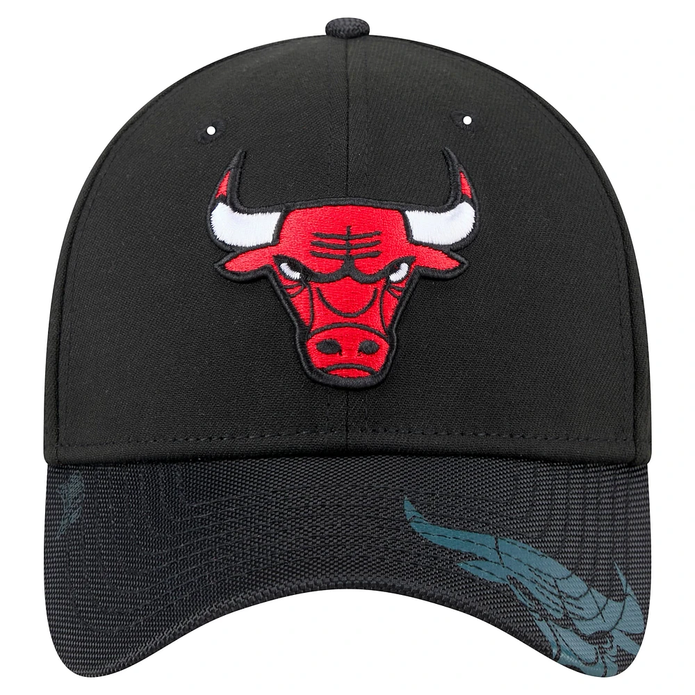 Men's New Era Black Chicago Bulls Sport Night Visor Hit 39THIRTY Flex Hat