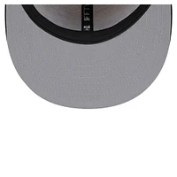 Men's New Era Cream Chicago Bulls Injection Team Art 9FIFTY Adjustable Snapback Hat