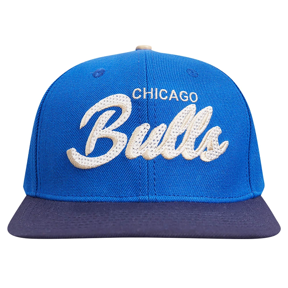 Casquette Snapback Pro Standard Bleu/Marine Chicago Bulls Legacy pour hommes