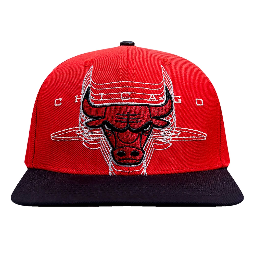 Men's Pro Standard Red/Black Chicago Bulls Logo Morph Snapback Hat