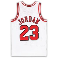 Preschool Mitchell & Ness Michael Jordan Chicago Bulls 1997/98 Hardwood Classics Authentic Jersey