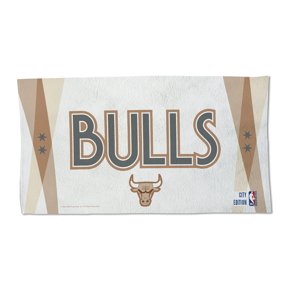 Serviette de plage simple face WinCraft Chicago Bulls 2024/25 City Edition On Court 22'' x 42''