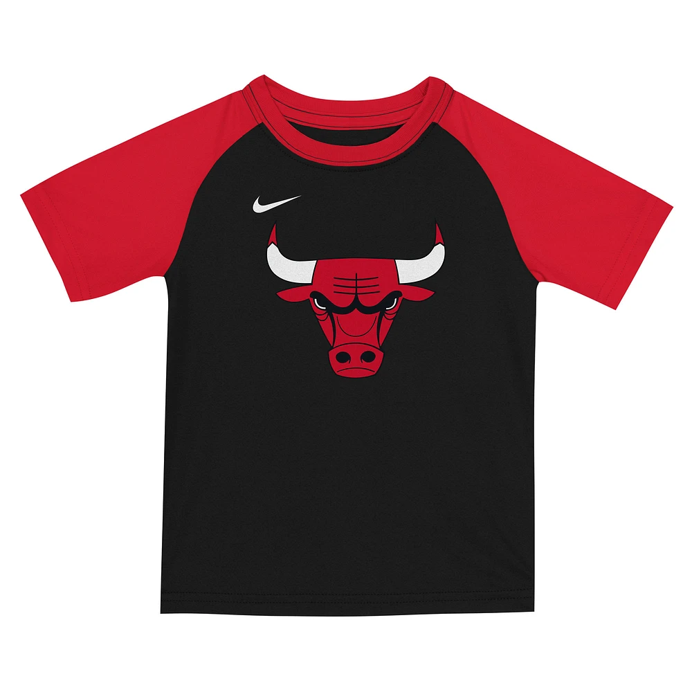 Youth Nike  Red/Black Chicago Bulls Practice T-Shirt & Shorts Set