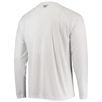 Men's Columbia White Chicago Cubs Americana Terminal Tackle Omni-Shade Long Sleeve Raglan T-Shirt