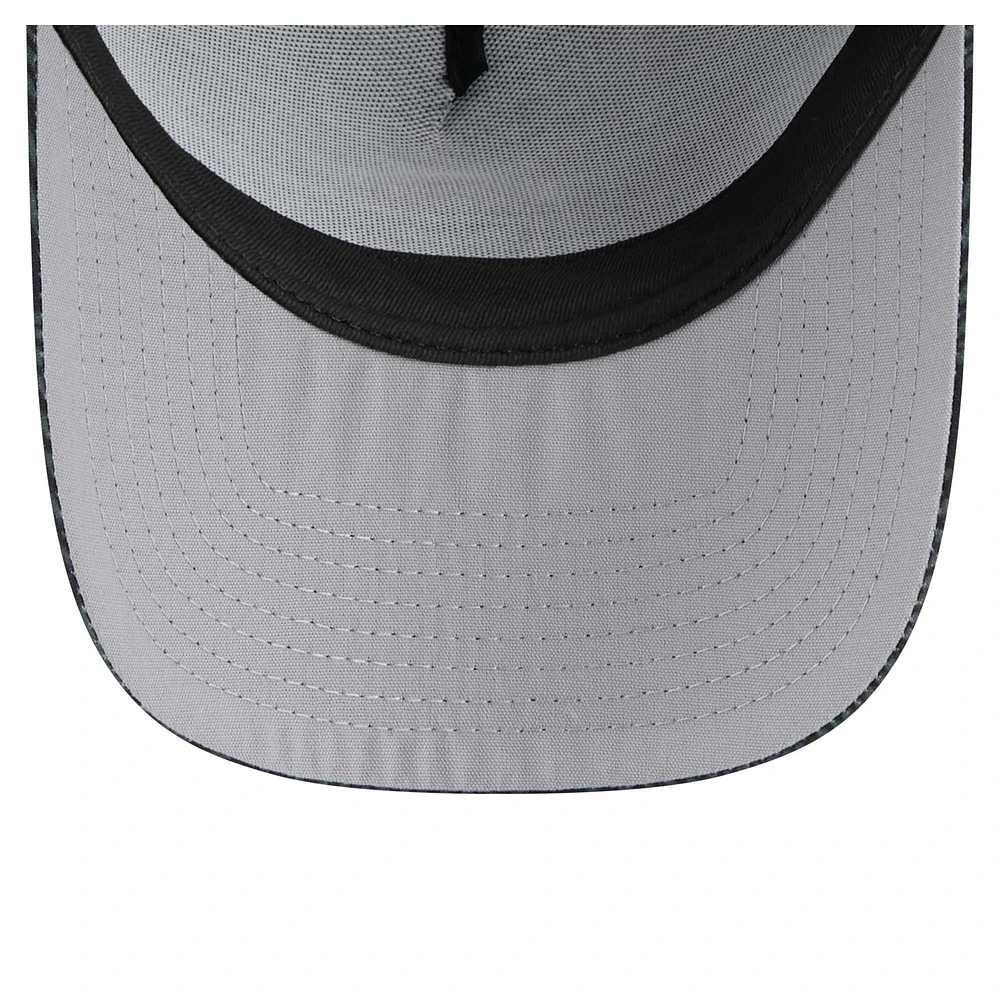 Men's New Era  Black Chicago Cubs 9FORTY A-Frame Trucker Adjustable Hat