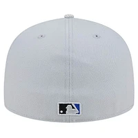 Casquette ajustée 59FIFTY Active Team Camo des Chicago Cubs New Era pour hommes, grise