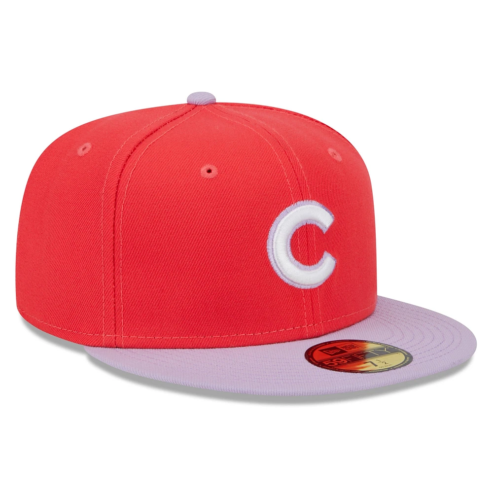 Casquette ajustée 59FIFTY Spring Color Two-Tone pour homme des Chicago Cubs New Era, rouge/lavande