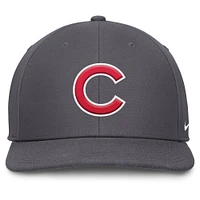 Men's Nike Gray Chicago Cubs Pro Performance Snapback Hat