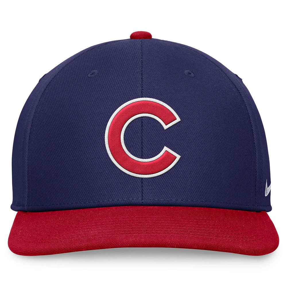 Men's Nike Royal/Red Chicago Cubs Two-Tone Snapback Hat