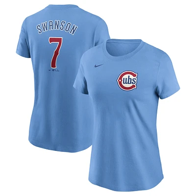 T-shirt Nike Dansby Swanson Baby Blue pour femme avec nom et numéro Fuse des Chicago Cubs