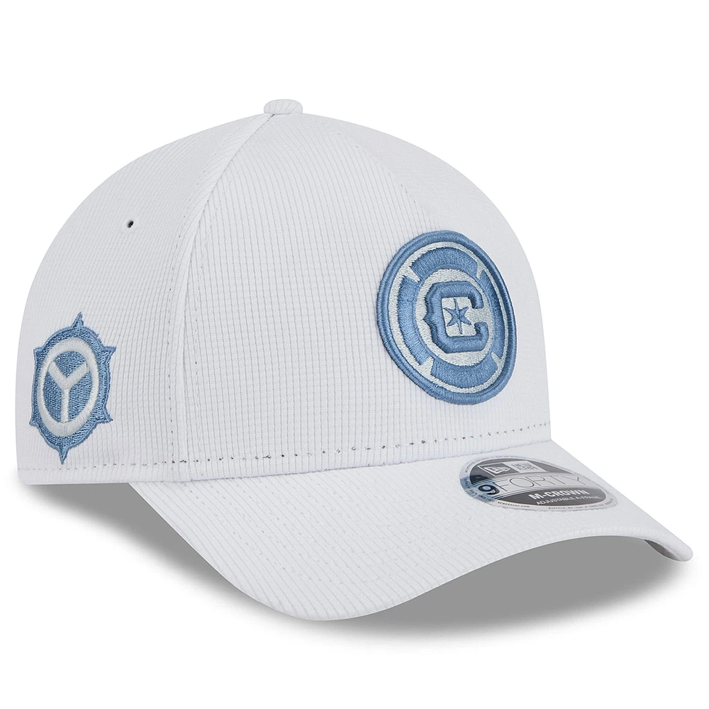 Men's New Era White Chicago Fire 2025 Jersey Hook 9FORTY M-Crown Adjustable Hat