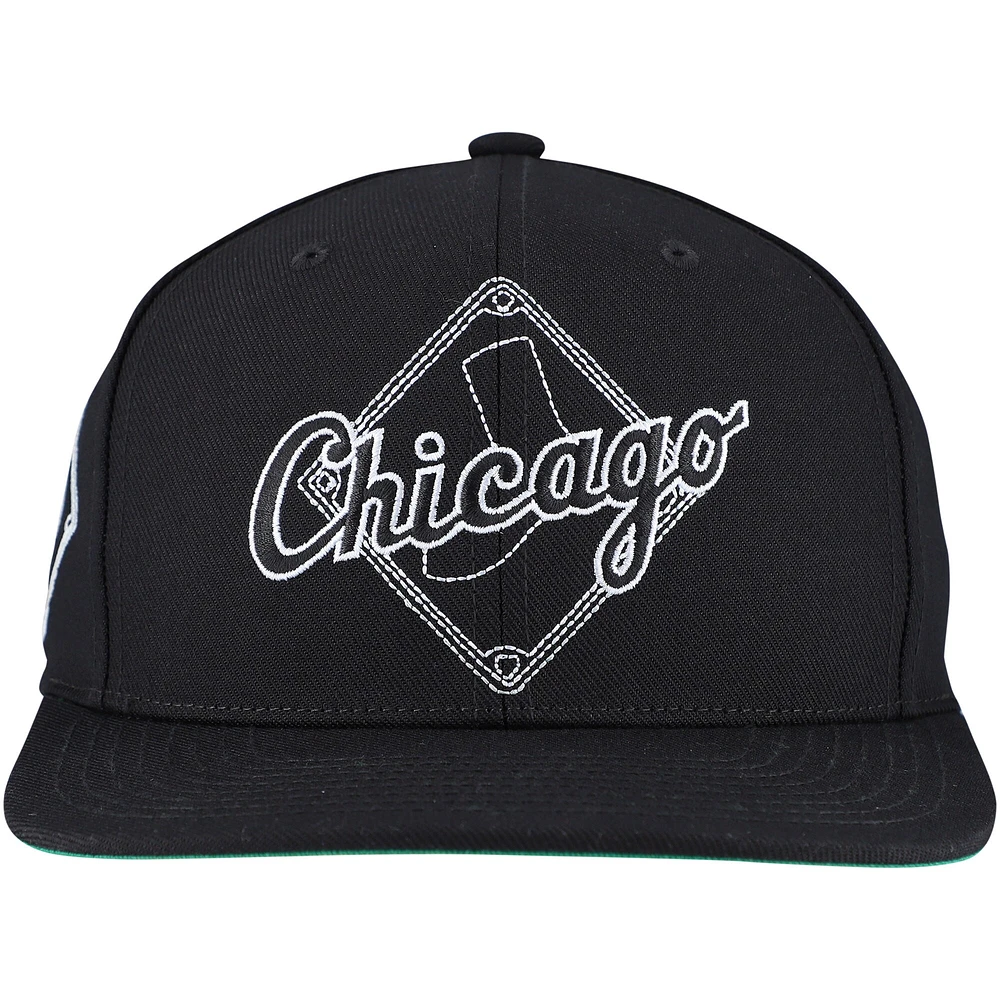 Men's Mitchell & Ness Black Chicago White Sox Double Up Snapback Hat