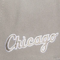 Men's Mitchell & Ness Gray Chicago White Sox Snapback Hat