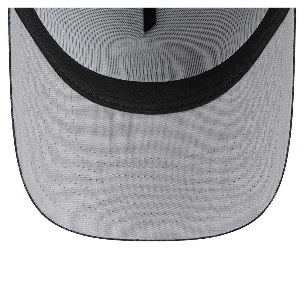 Men's New Era  Black Chicago White Sox 9FORTY A-Frame Trucker Adjustable Hat