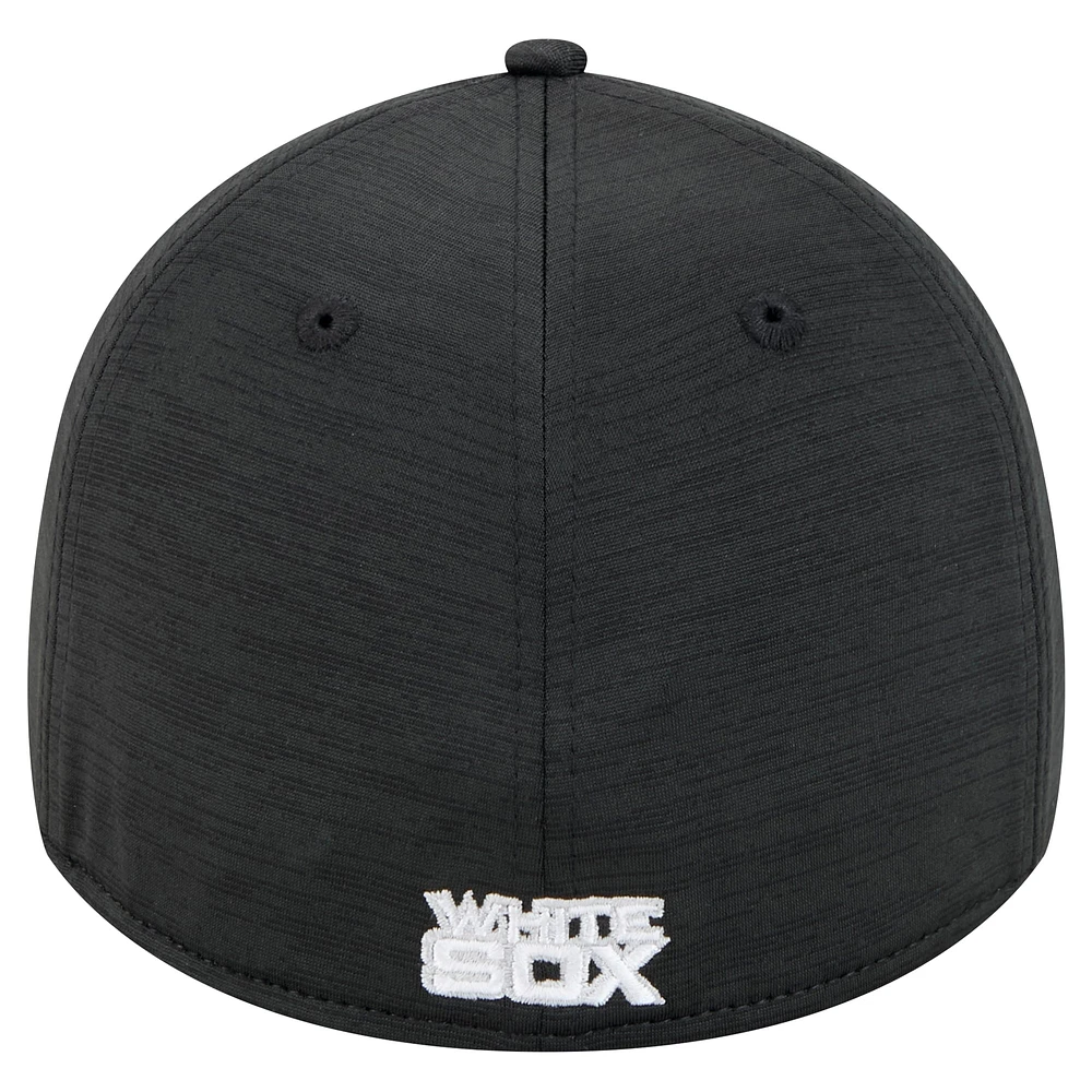 Men's New Era Black Chicago White Sox Tech 39THIRTY Flex Hat