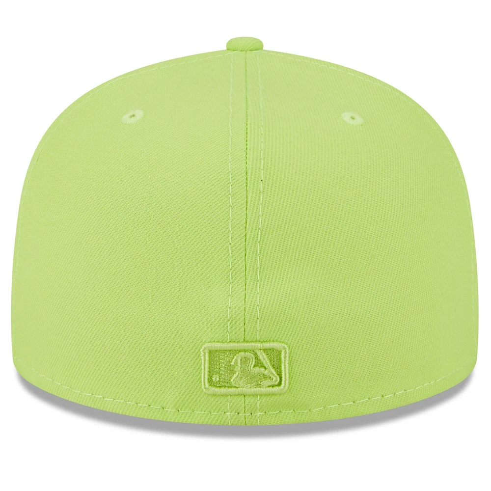 Men's New Era Neon Green Chicago White Sox 2023 Spring Color Basic 59FIFTY Fitted Hat