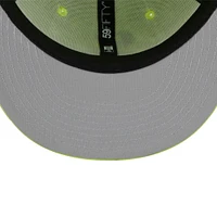Men's New Era Neon Green Chicago White Sox 2023 Spring Color Basic 59FIFTY Fitted Hat