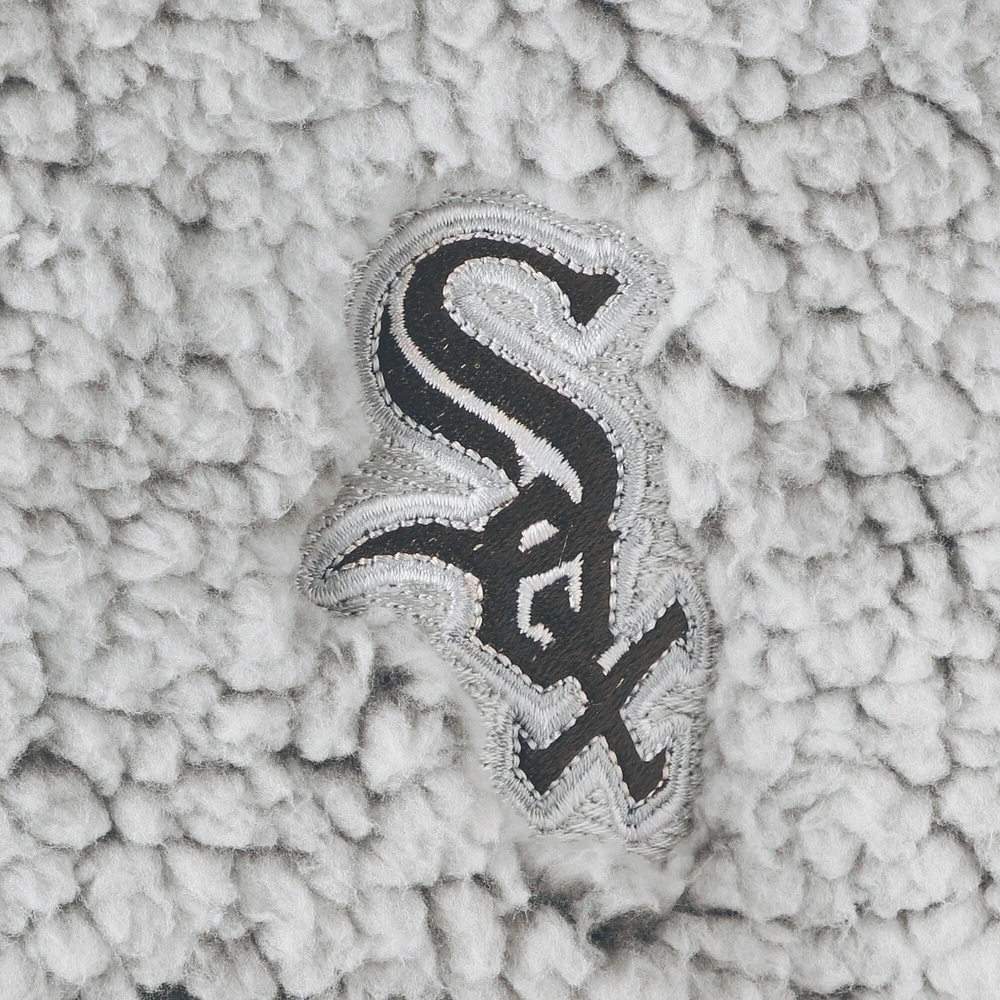 Women's G-III 4Her by Carl Banks Gray Chicago White Sox Sherpa Quarter-Zip Pullover Jacket