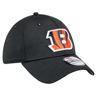 Men's New Era Black Cincinnati Bengals  Active Tech 39THIRTY Flex Hat