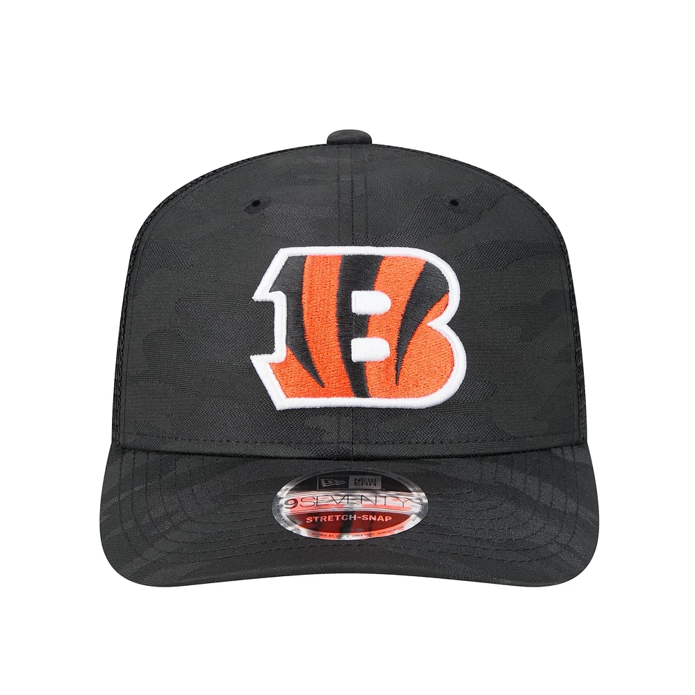 Men's New Era Black Cincinnati Bengals Adventure Camo Trucker 9SEVENTY Stretch-Snap Adjustable Hat