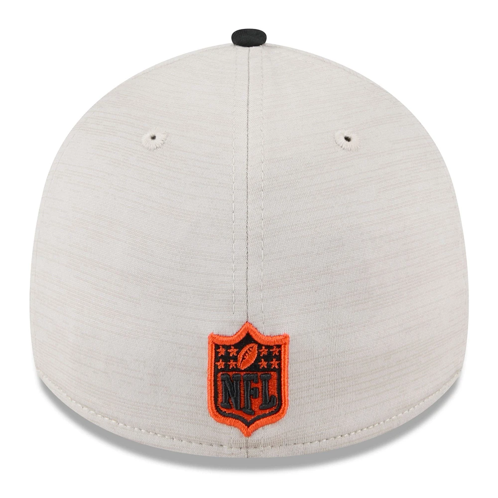 Men's New Era Stone/Black Cincinnati Bengals 2024 Sideline Historic 39THIRTY Flex Hat