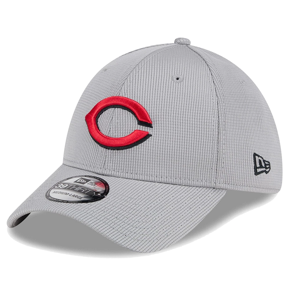 Casquette flex Active Pivot 39THIRTY New Era pour hommes, grise, Cincinnati Reds